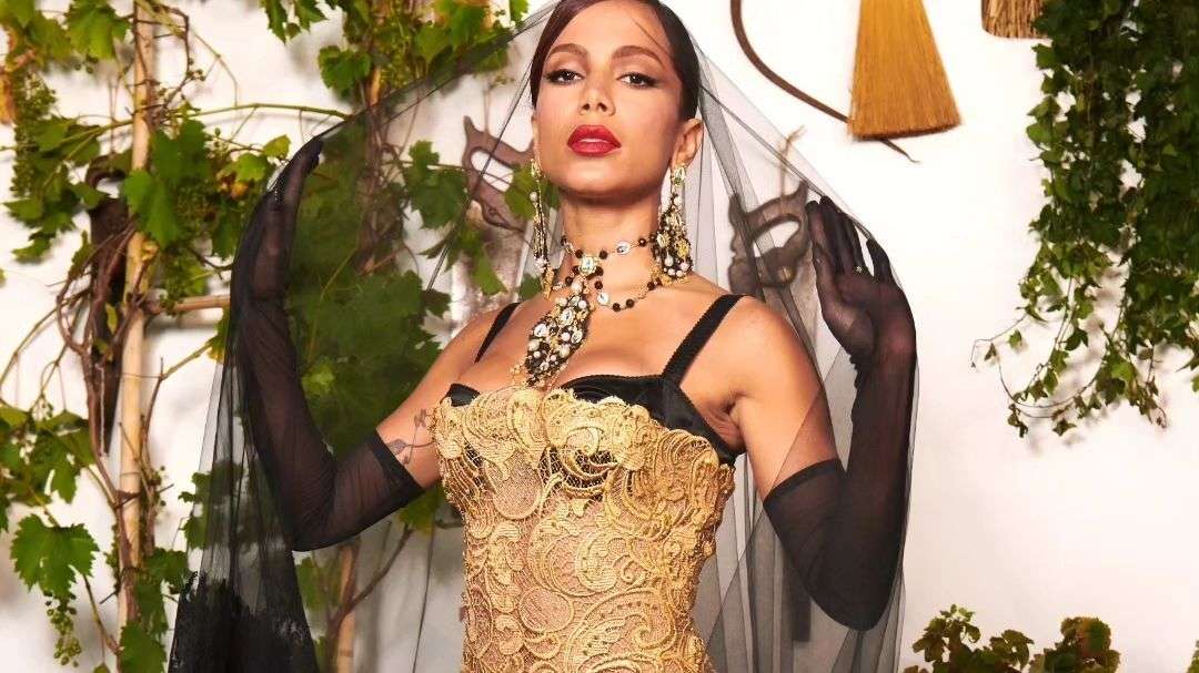 Anitta se irrita com trend de montagens de filhos via inteligência artificial