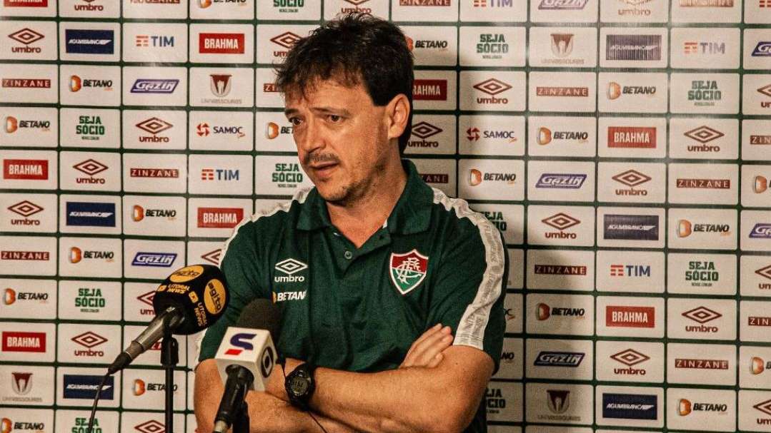 Diniz é denunciado pela Procuradoria do STJD e pode ser suspenso nos próximos jogos