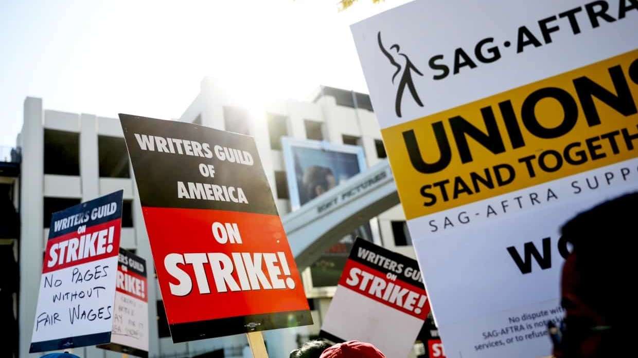 Greves em Hollywood despencam ações de estúdios