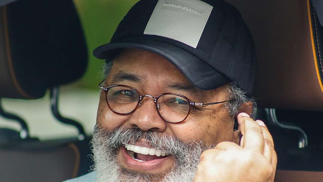 Jorge Aragão é diagnosticado com câncer raro