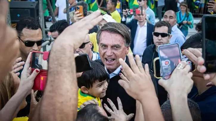Procuradoria Geral da República solicita lista de seguidores das redes sociais de Bolsonaro