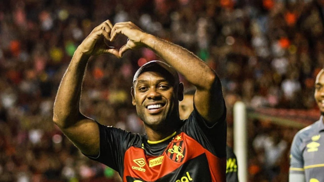 Vagner Love e Diego Souza podem formar dupla de ataque goleadora no Sport
