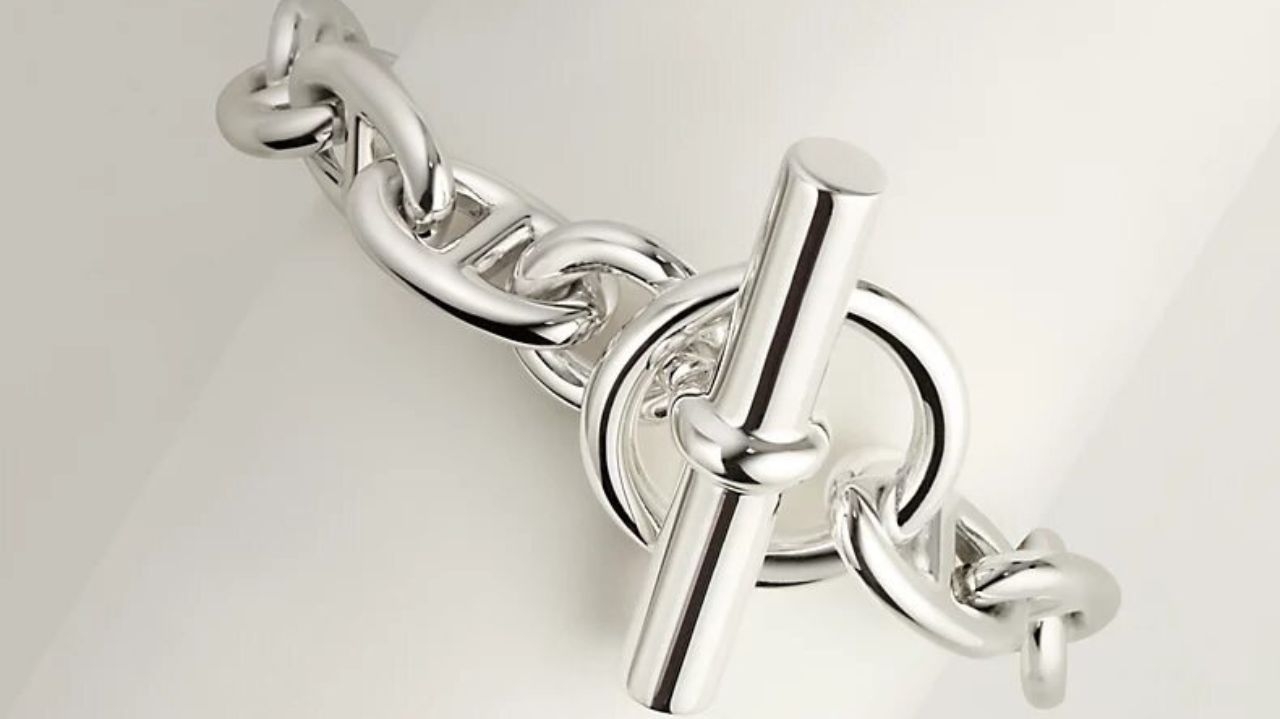 Hermès: Justiça reconhece direitos autorais da pulseira “chaîne d’ancre”