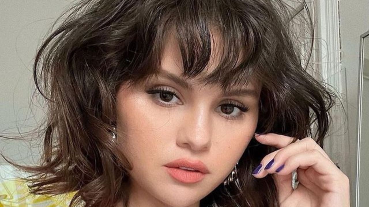 Selena Gomez fatura US$ 70 milhões por ano em marca de blush