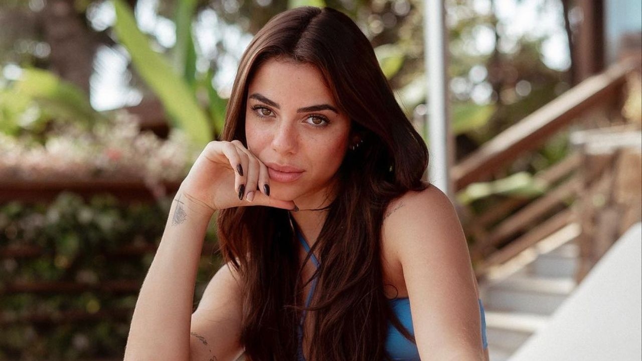 Key Alves arranca suspiros da web ao abrir álbum de viagem por Fernando de Noronha