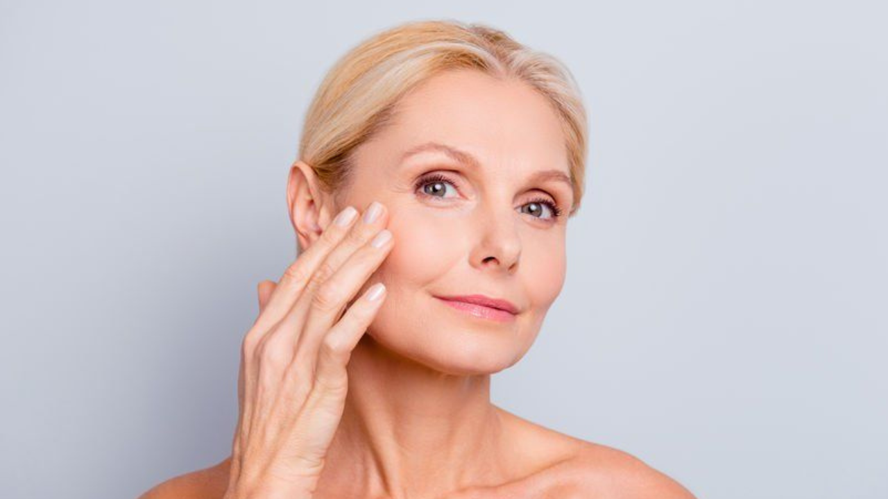 Veja algumas dicas para fazer a maquiagem perfeita em peles maduras