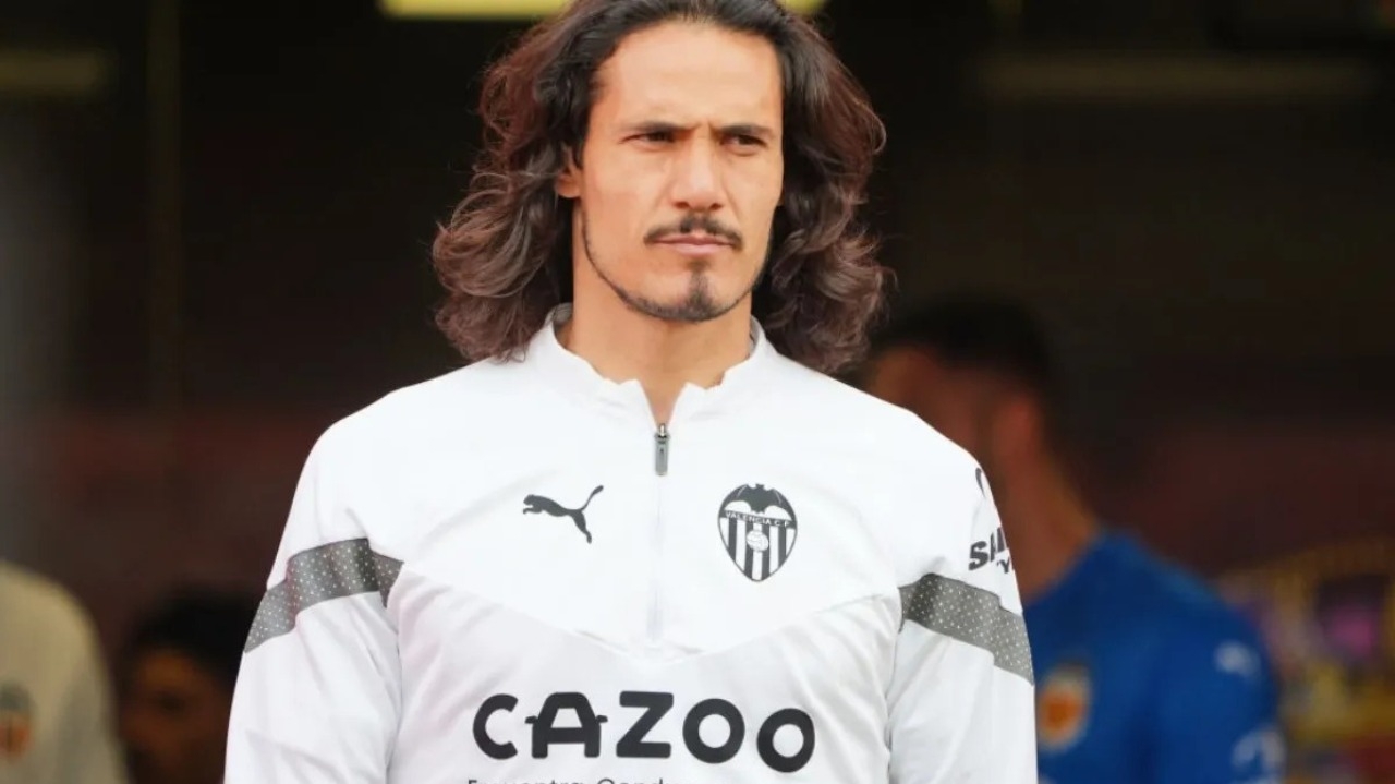 Boca Juniors fica próximo de acerto com Edinson Cavani