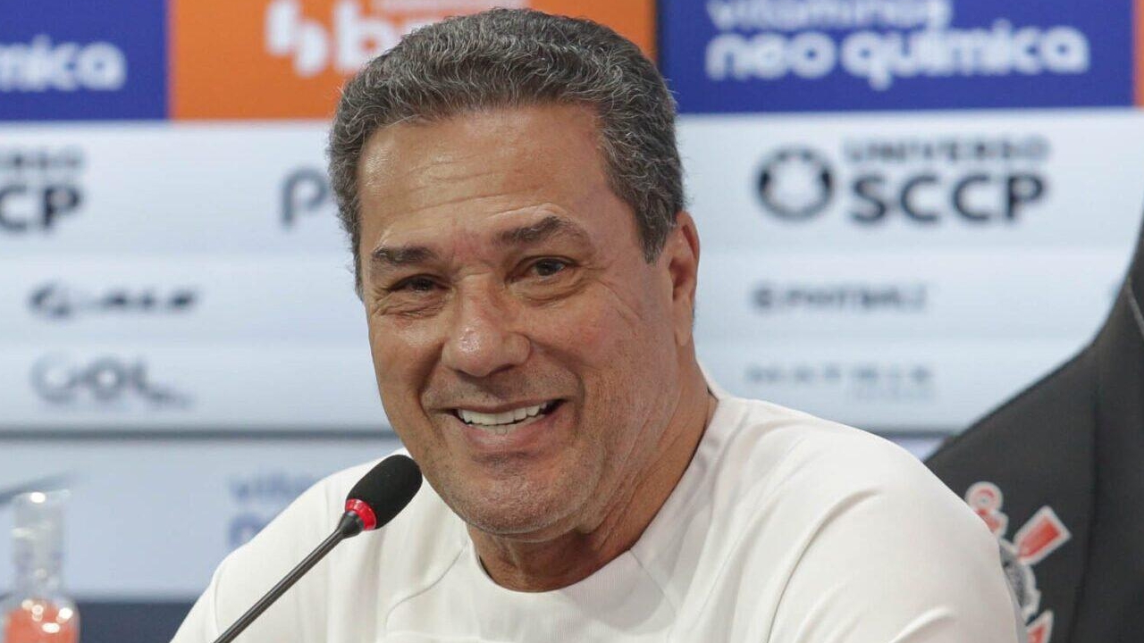 “Não acabou”, declara Luxemburgo durante coletiva após vitória sobre o São Paulo