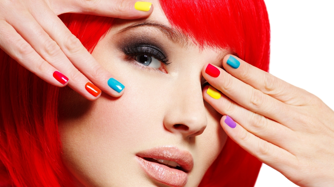 Nail Arts: quatro decorações de unhas fáceis para fazer em casa