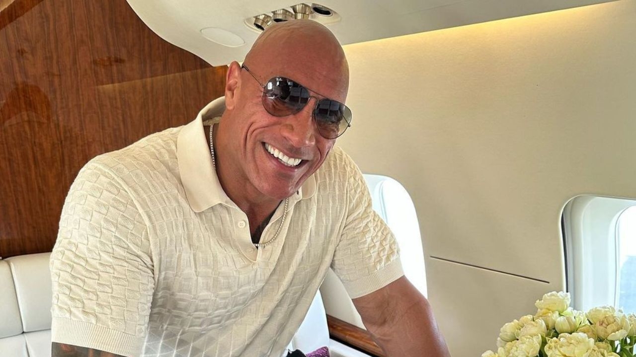 The Rock faz doação milionária em apoio à greve de roteiristas e atores