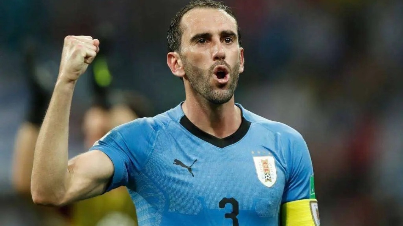 Diego Godín, zagueiro uruguaio, anuncia aposentadoria
