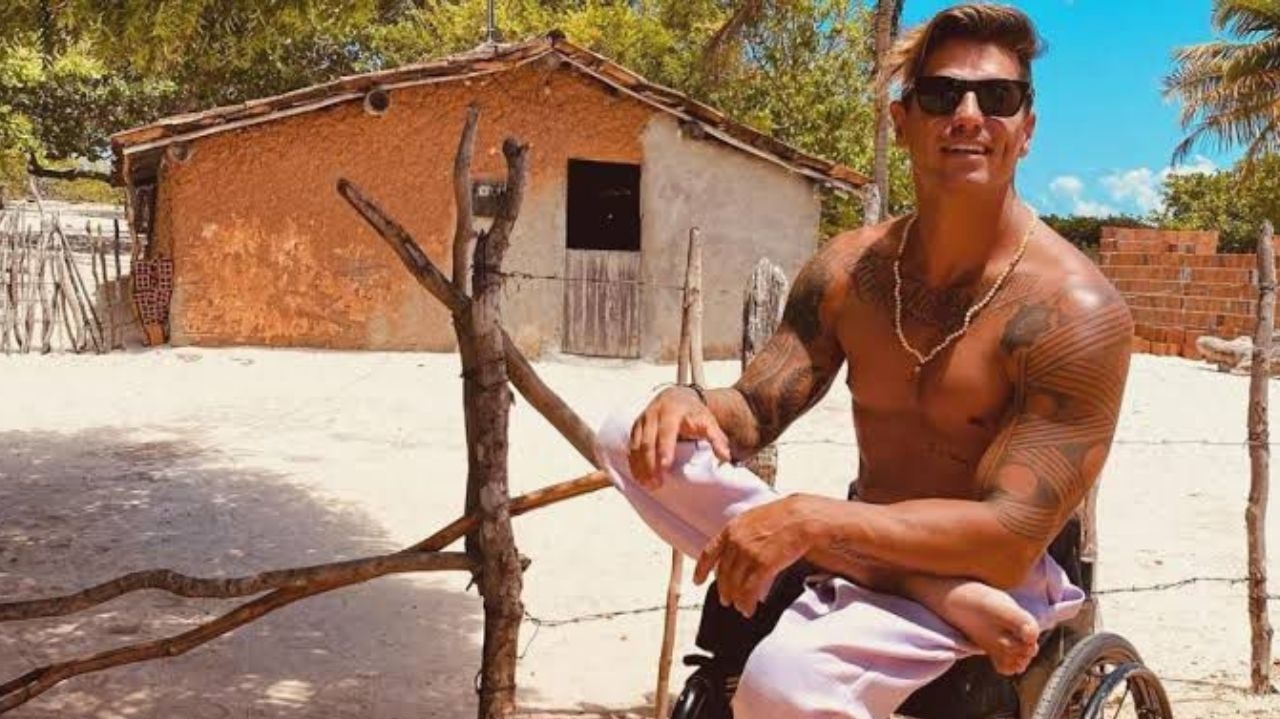 Conheça a jornada de Fernando Fernandes, apresentador de “No Limite”