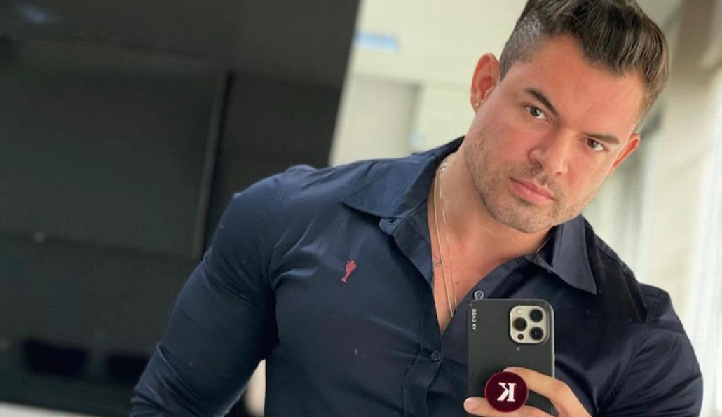 Badboy Johnny faz harmonização facial com  Dr. Kaio Cesar