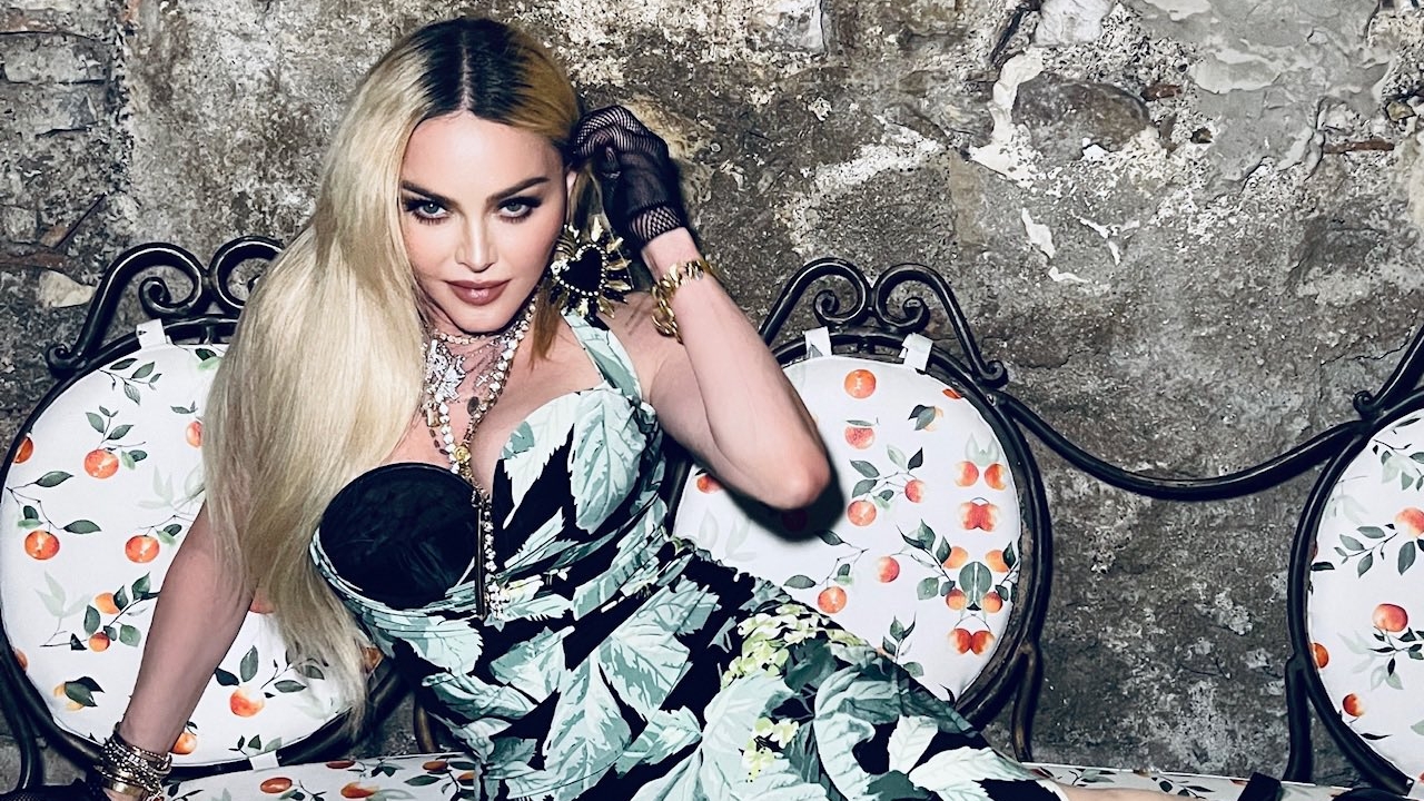 Madonna recebe alta do hospital e agradece apoio da família e amigos