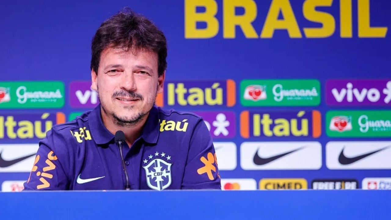 CBF anuncia o dia da primeira convocação de Fernando Diniz