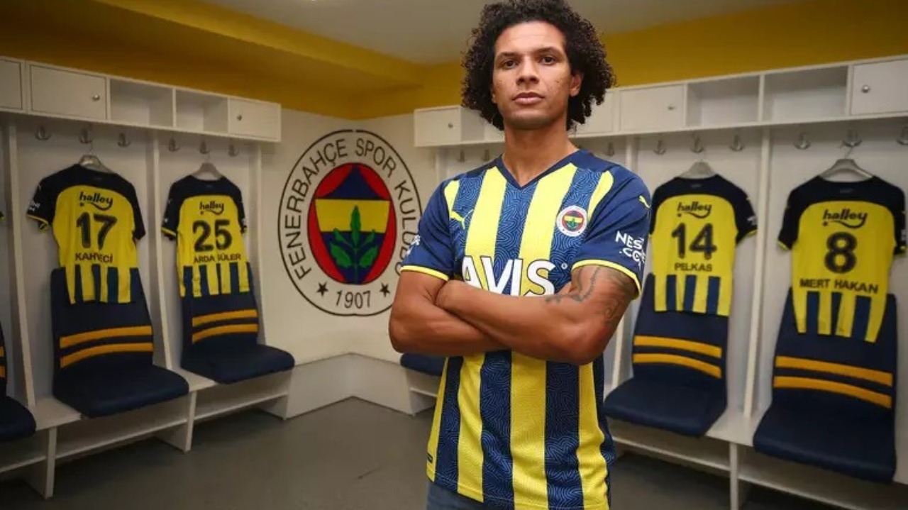 Futebol Árabe frustra o sonho do Santos em contratar William Arão