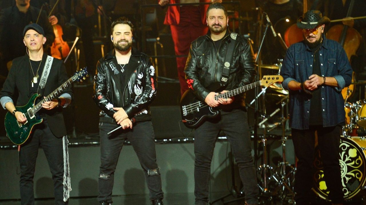 Rosa de Saron reúne Padre Fábio de Melo, Gustavo Mioto, Leonardo Gonçalves e grandes nomes no Theatro Municipal de São Paulo