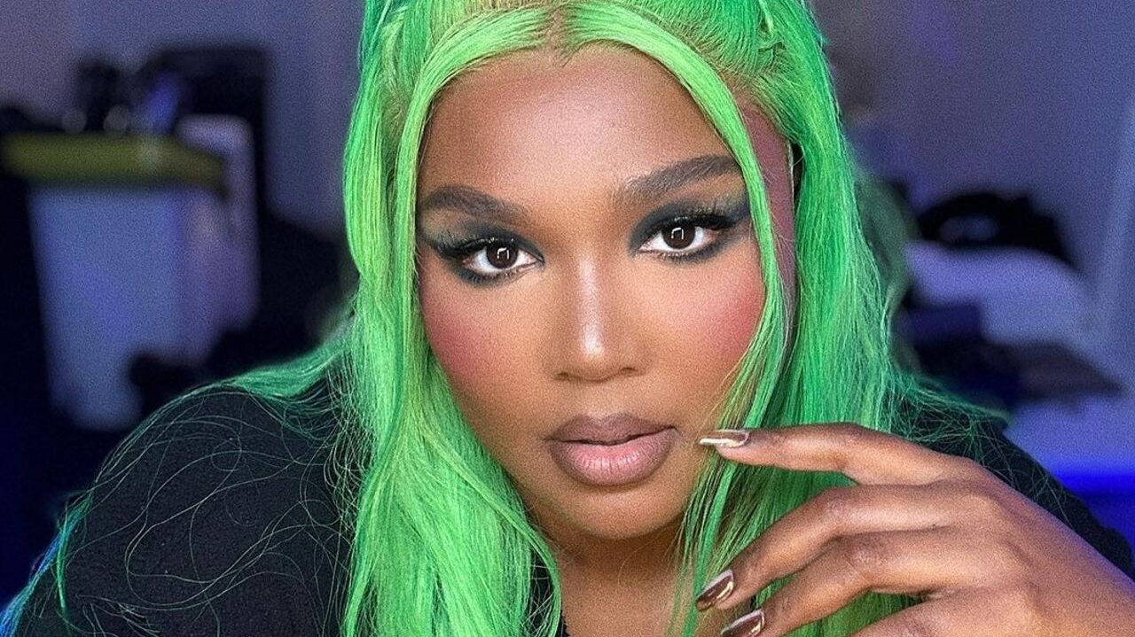 NFL retira Lizzo das opções do Super Bowl após acusações de assédio