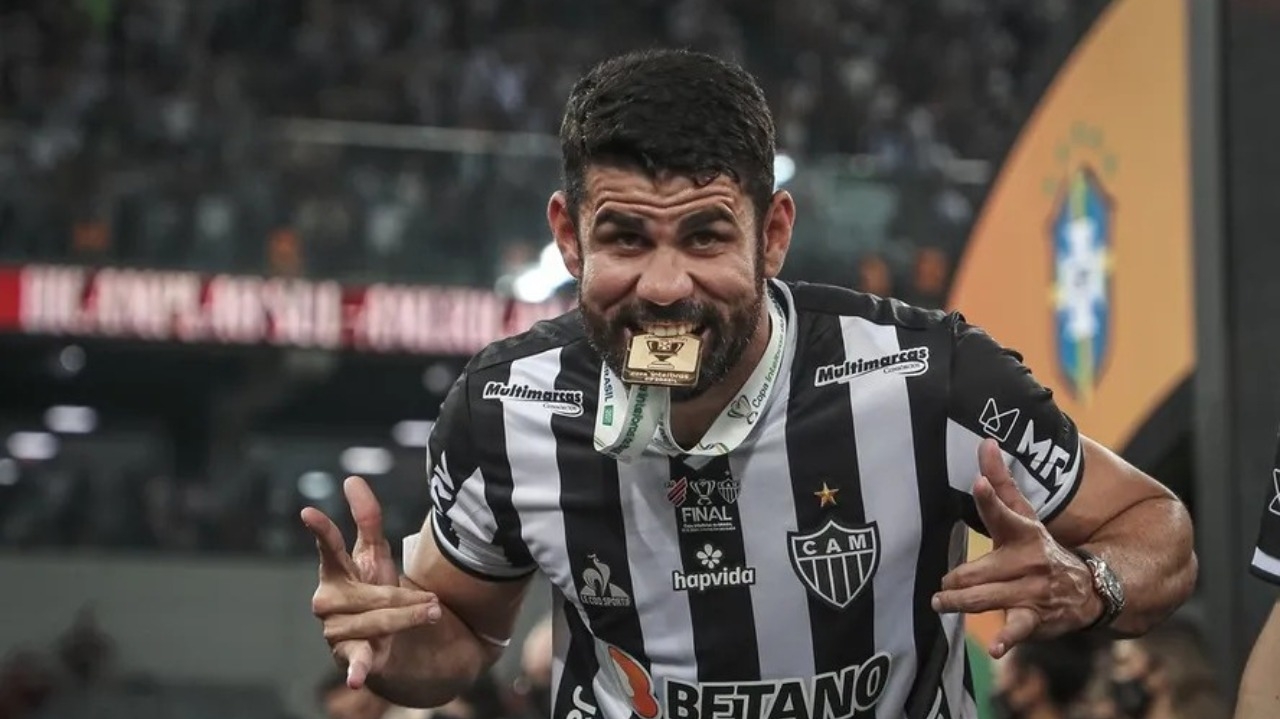 Botafogo anuncia a contratação de Diego Costa
