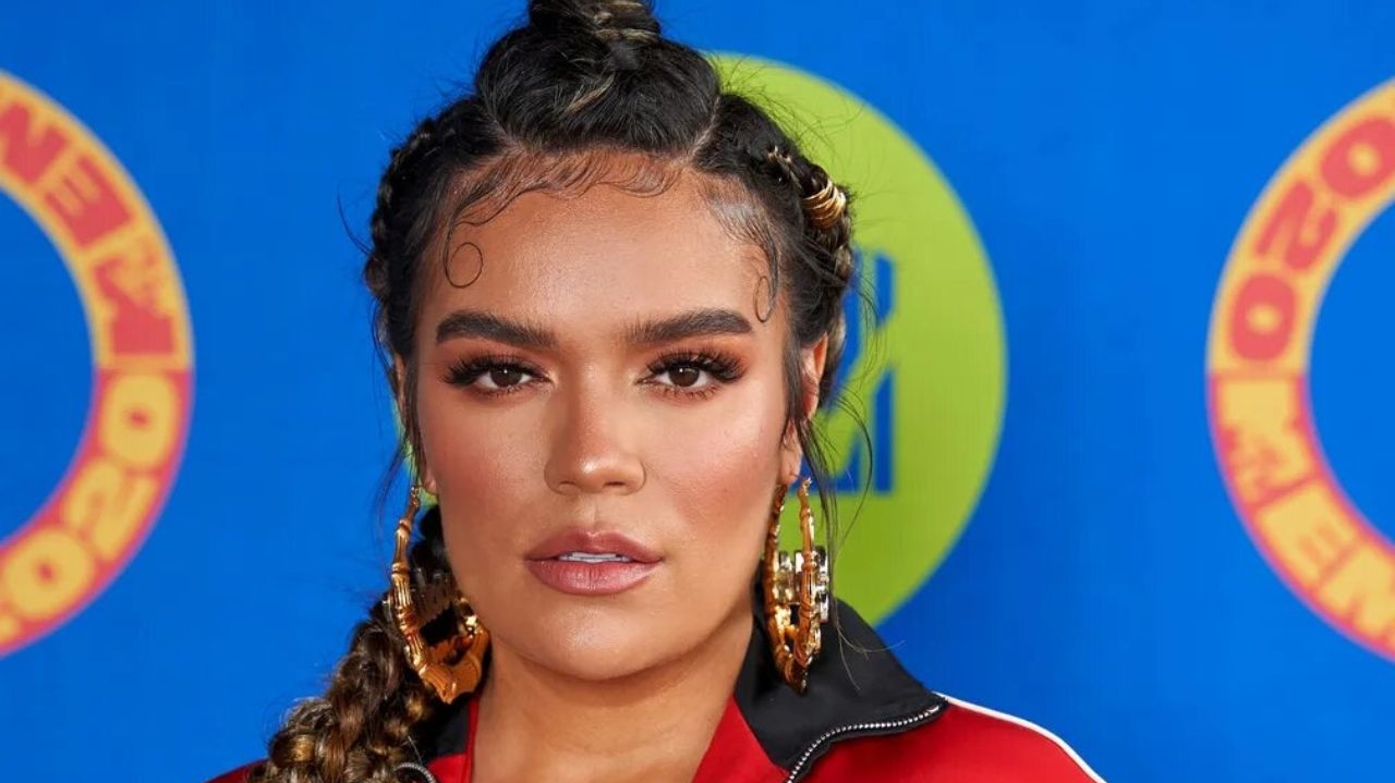 Karol G faz história com maiores streamings de álbuns femininos no Spotify