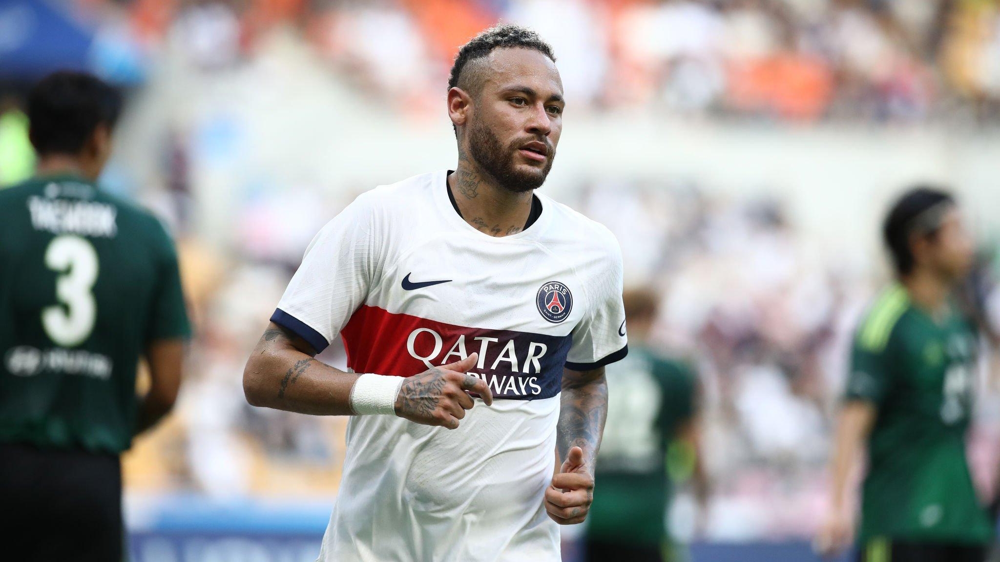 Neymar curte post com indireta sobre Mbappé não o querer mais no PSG