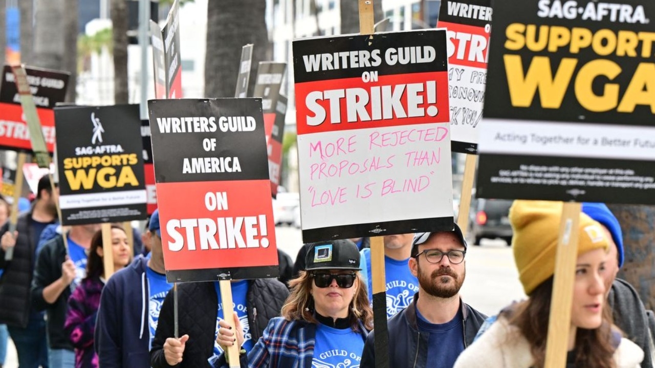 Greve de Hollywood: sindicato dos roteiristas se reúne com estúdios para tentar consenso