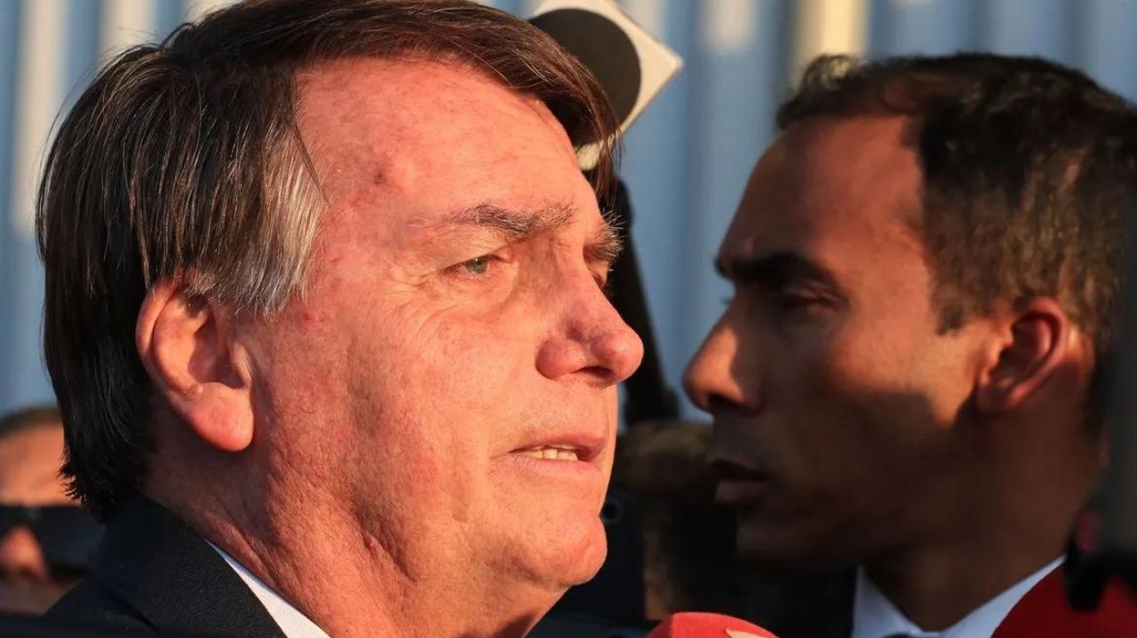 Sigilo bancário de Bolsonaro: documentos do FBI podem levar 3 meses para chegarem ao Brasil