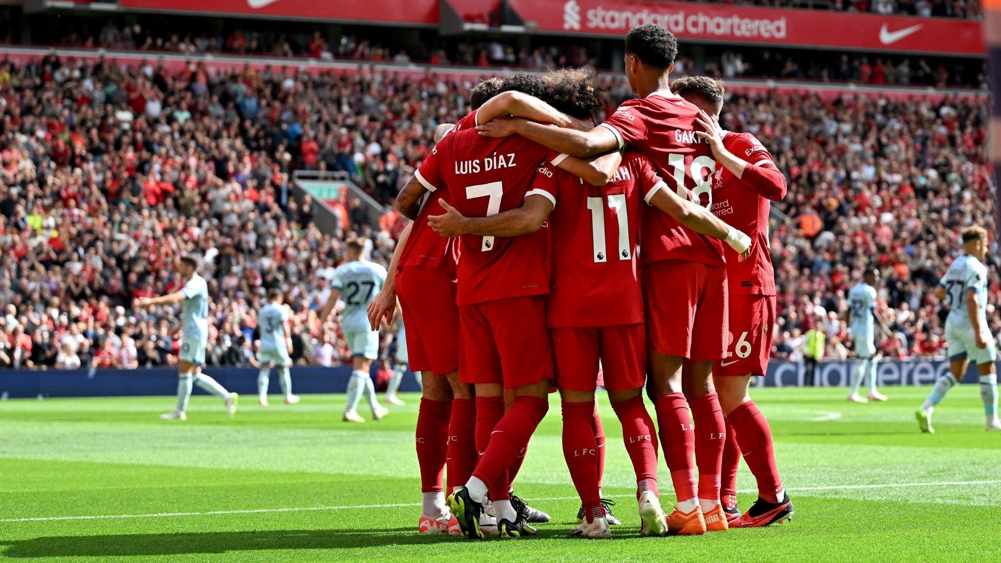 Liverpool vence Bournemouth de virada pela Premier League