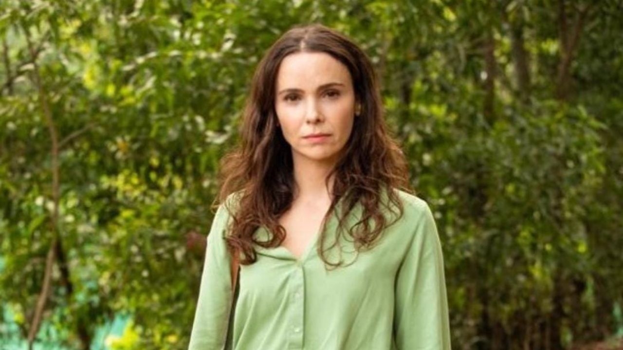 Débora Falabella, que vive violência doméstica em “Terra e Paixão”, discursa sobre machismo e conservadorismo