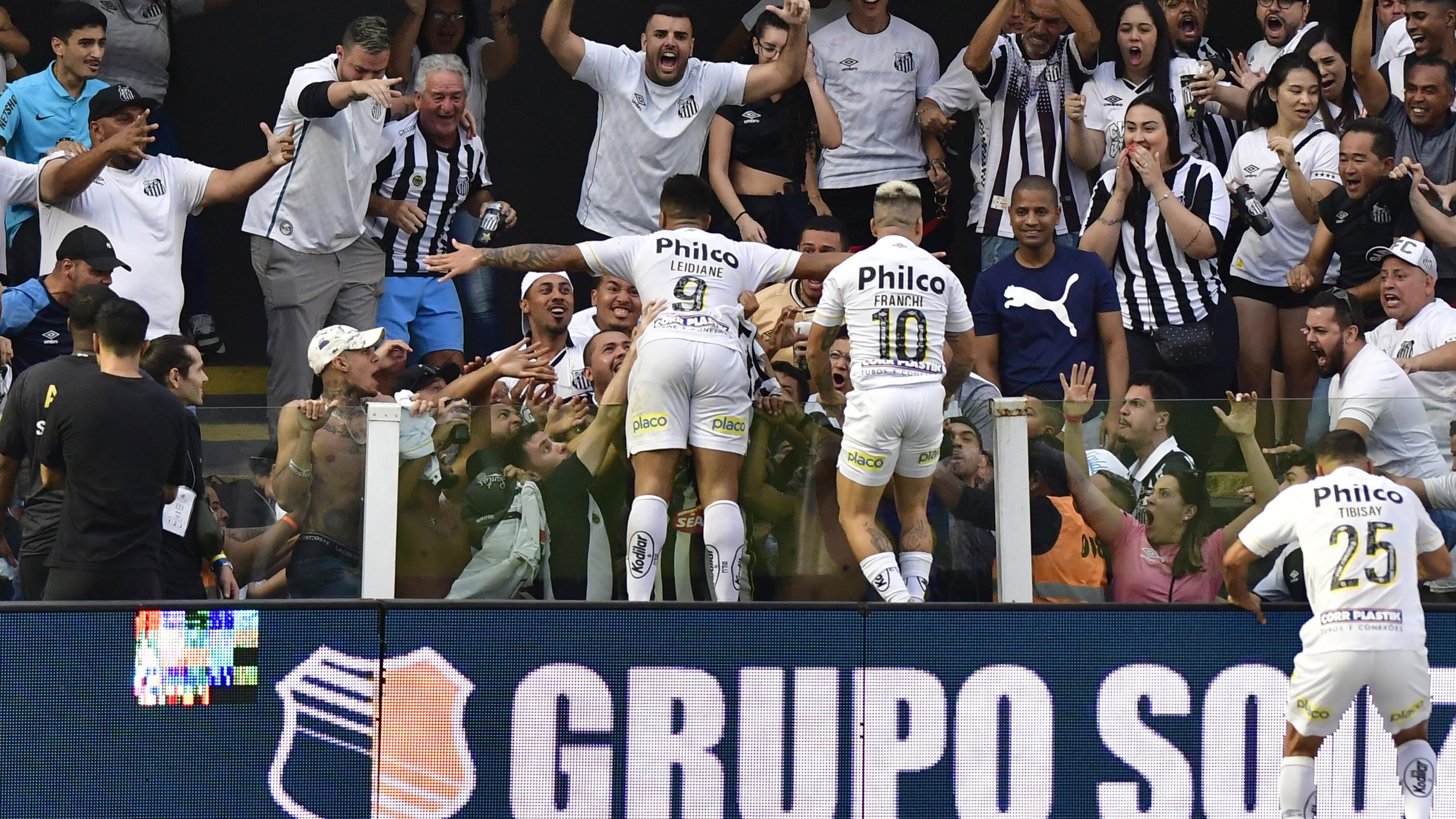 Santos conta com Vila Belmiro lotada e vira contra o Grêmio