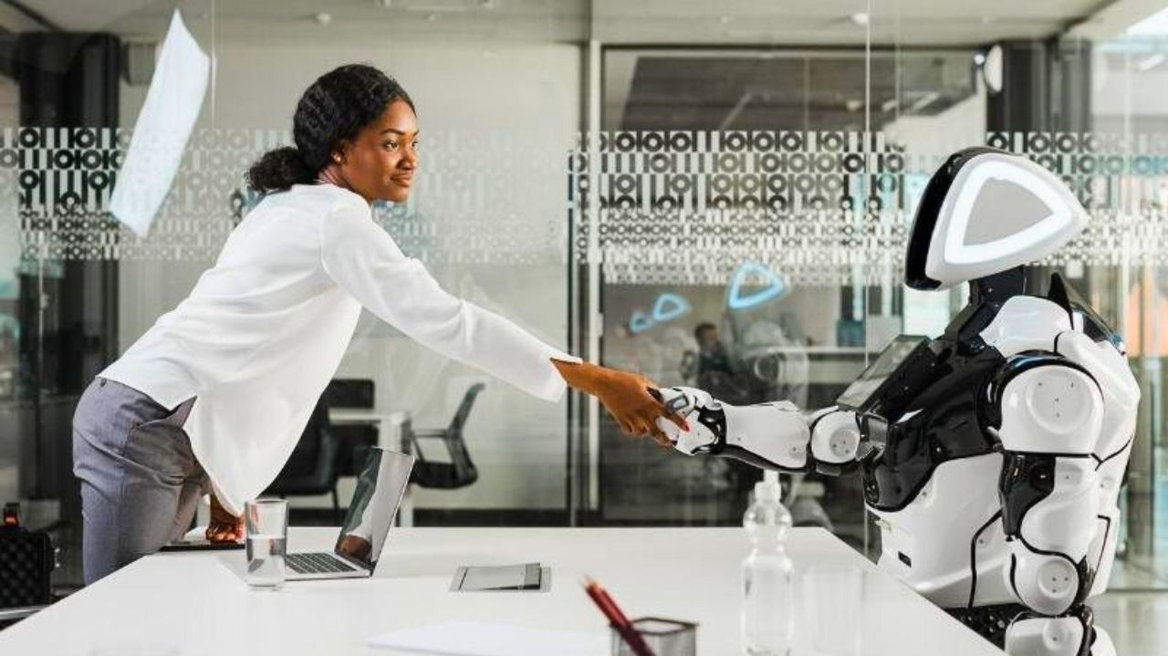 Profissionais temem IA, mas acreditam em treinamento para dominar tecnologia