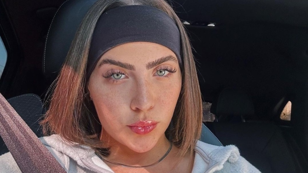 Jade Picon volta às redes sociais após recuperação de cirurgia