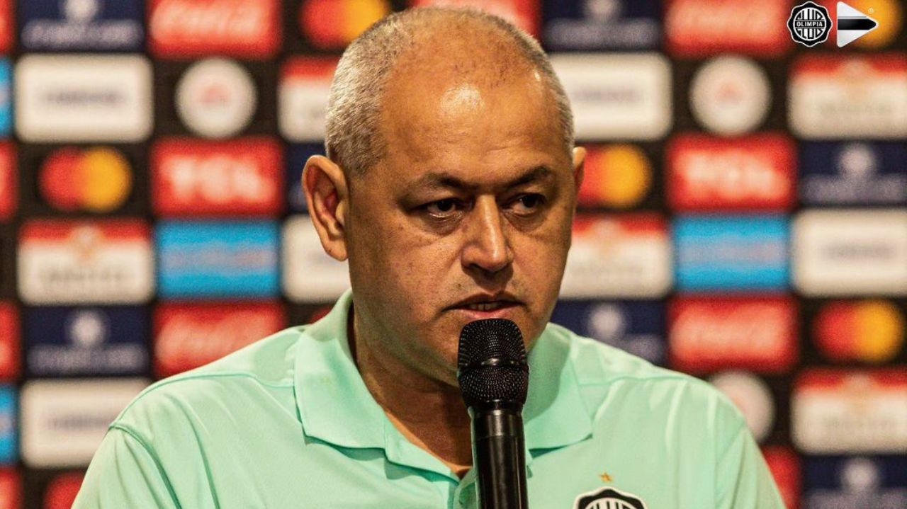 Técnico do Olimpia elogia Fluminense e Fernando Diniz