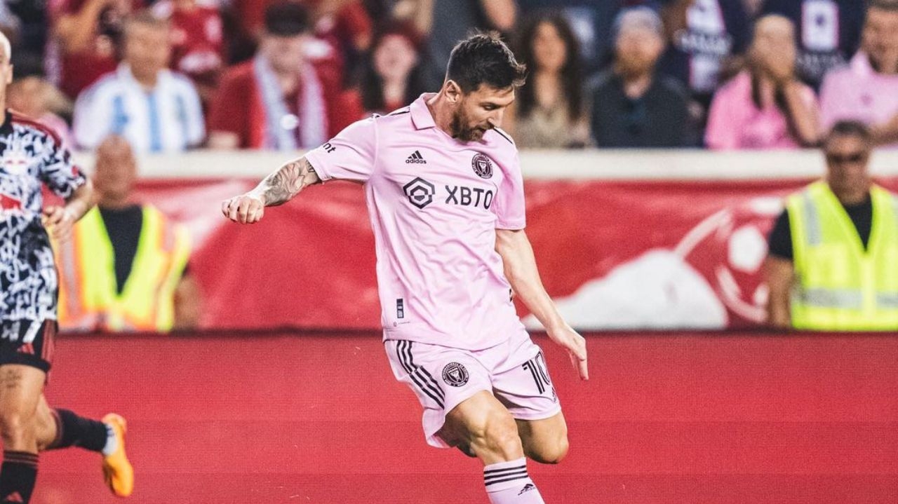 Messi estreia na MLS com gol e quebra jejum de três meses da equipe na liga