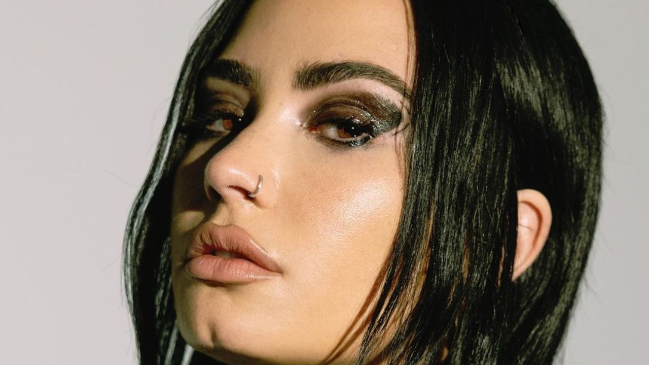 Demi Lovato divulga prévia da versão rock de “Give Your Heart a Break”