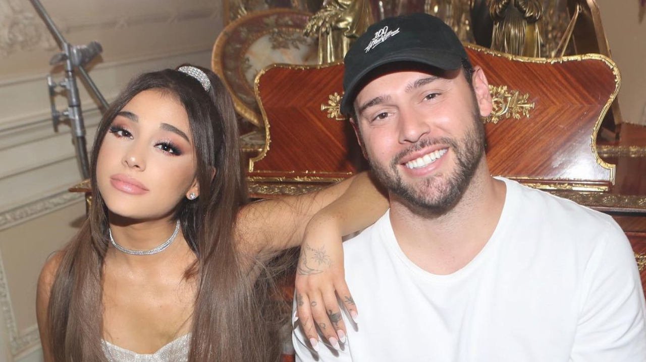Ariana Grande deixa de seguir Scooter Braun no Instagram