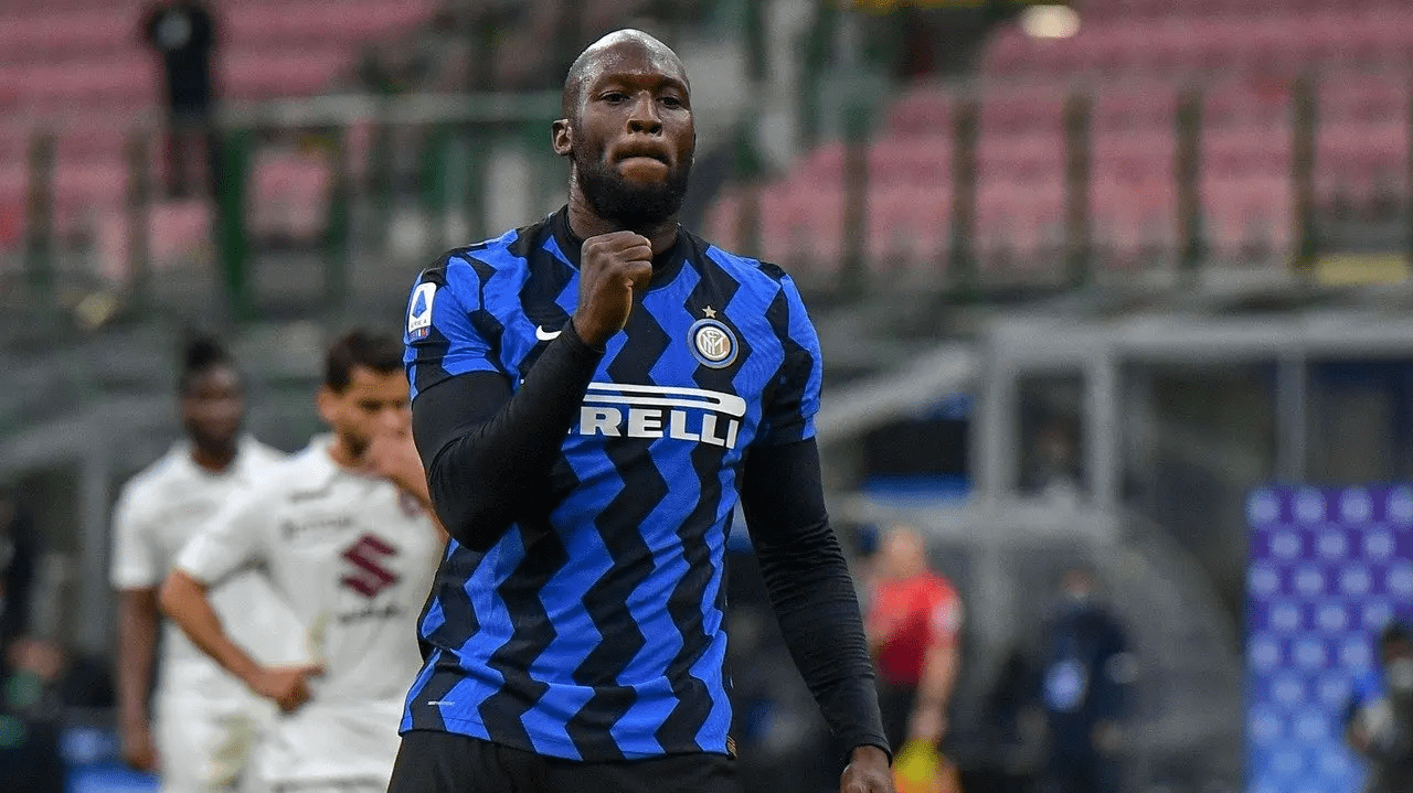 Lukaku é o novo atacante da Roma, após passagem pela Inter