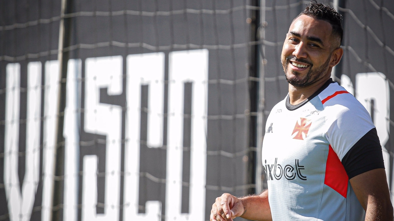 Payet deve ser relacionado para enfrentar o Bahia após cumprir suspensão