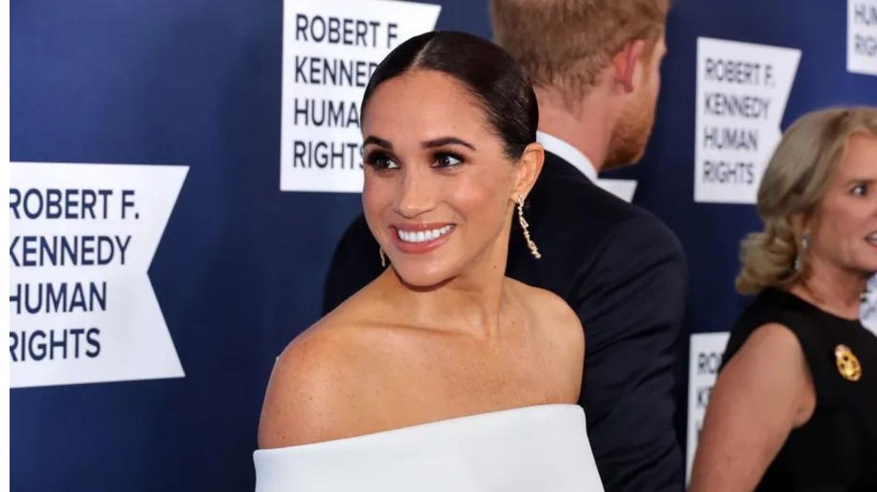 Família Real proibiu Meghan Markle de usar palavra em “Suits”