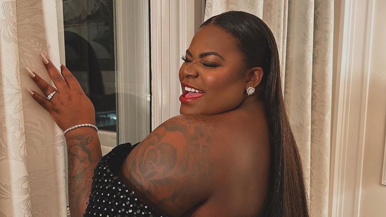 Jojo Todynho rebate comentários gordofóbicos de Val Marchiori