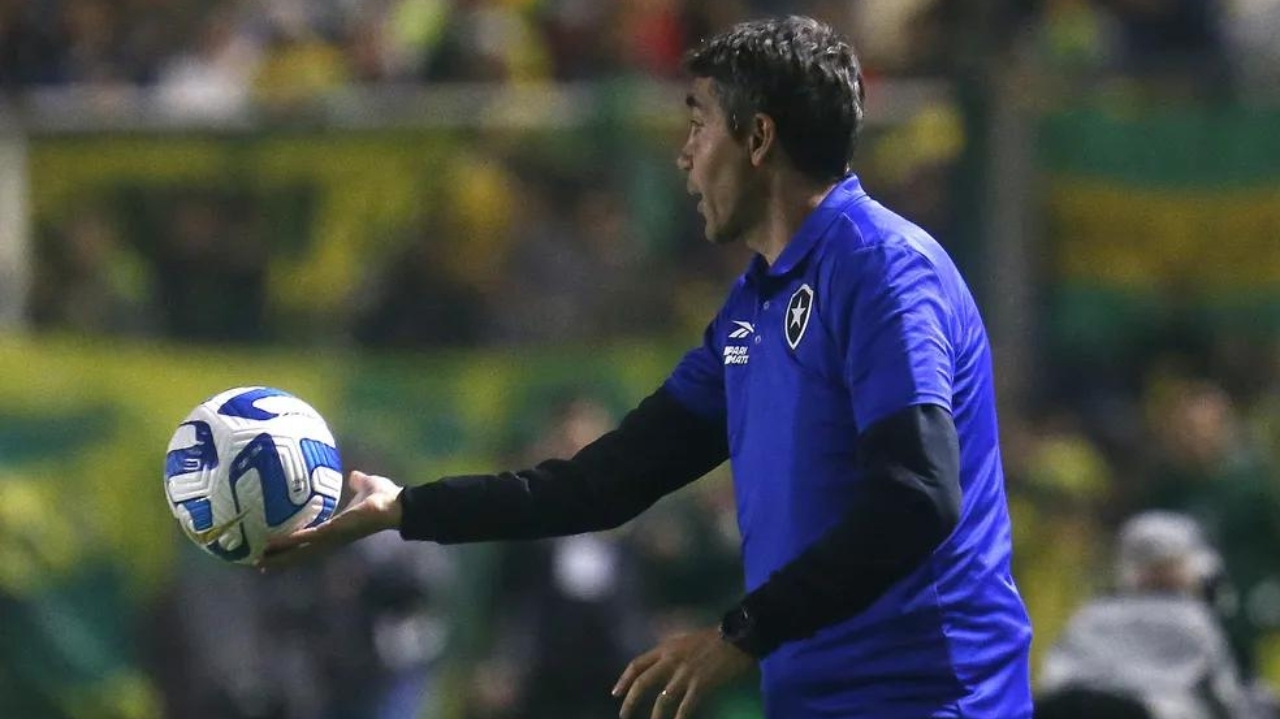 Bruno Lage assume responsabilidade pela eliminação do Botafogo na Copa Sul-Americana