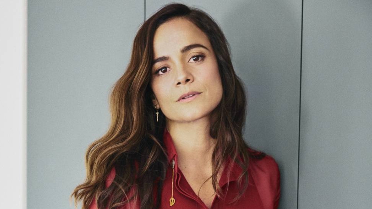 Alice Braga revela estar ansiosa para trabalhar com Bruna Marquezine