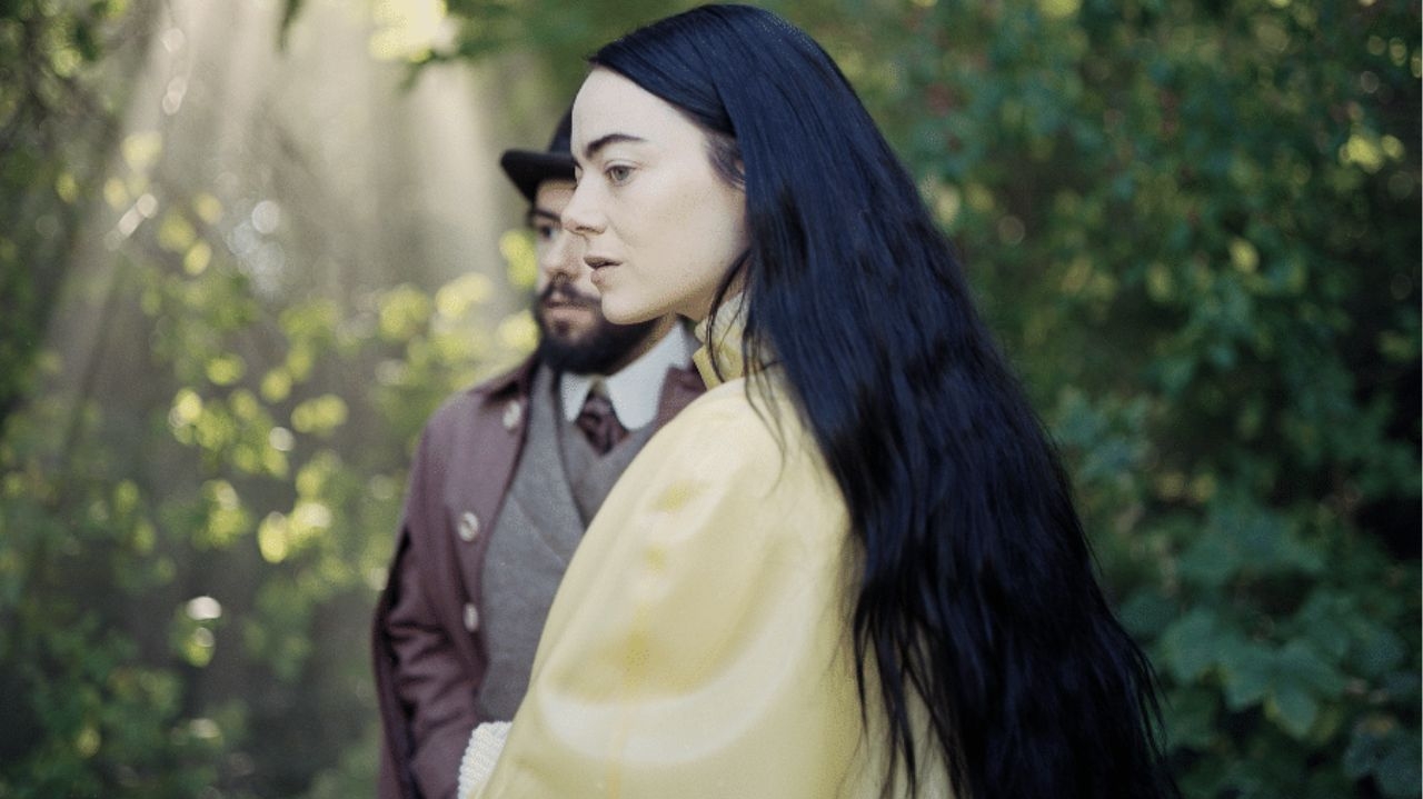 “Pobres Criaturas” agrada a crítica e pode indicar Emma Stone ao Oscar