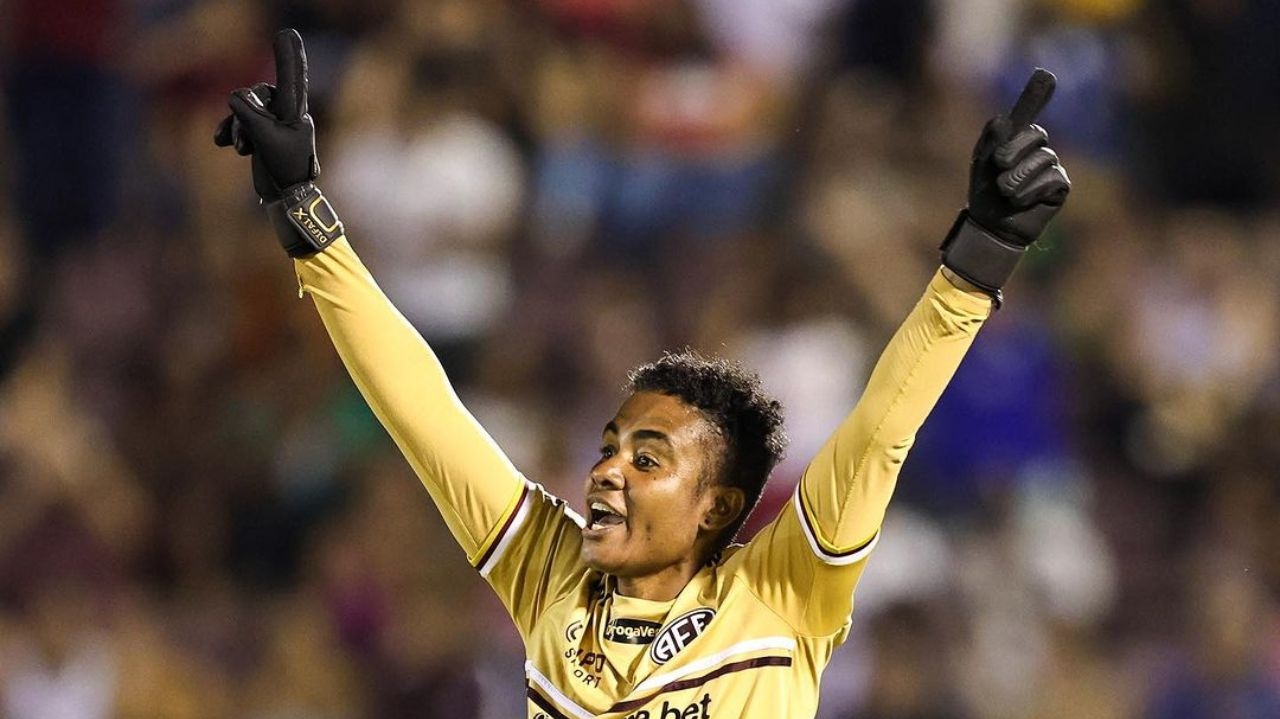 Convocada para a Seleção, Luciana brilha e classifica a Ferroviária para a final do Brasileirão