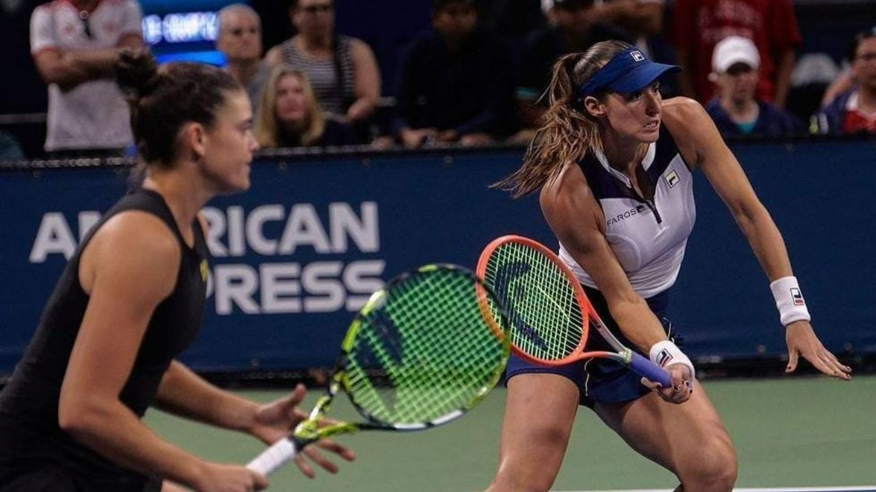 Luisa Stefani e Jennifer Brady vencem e seguem firmes no torneio US Open