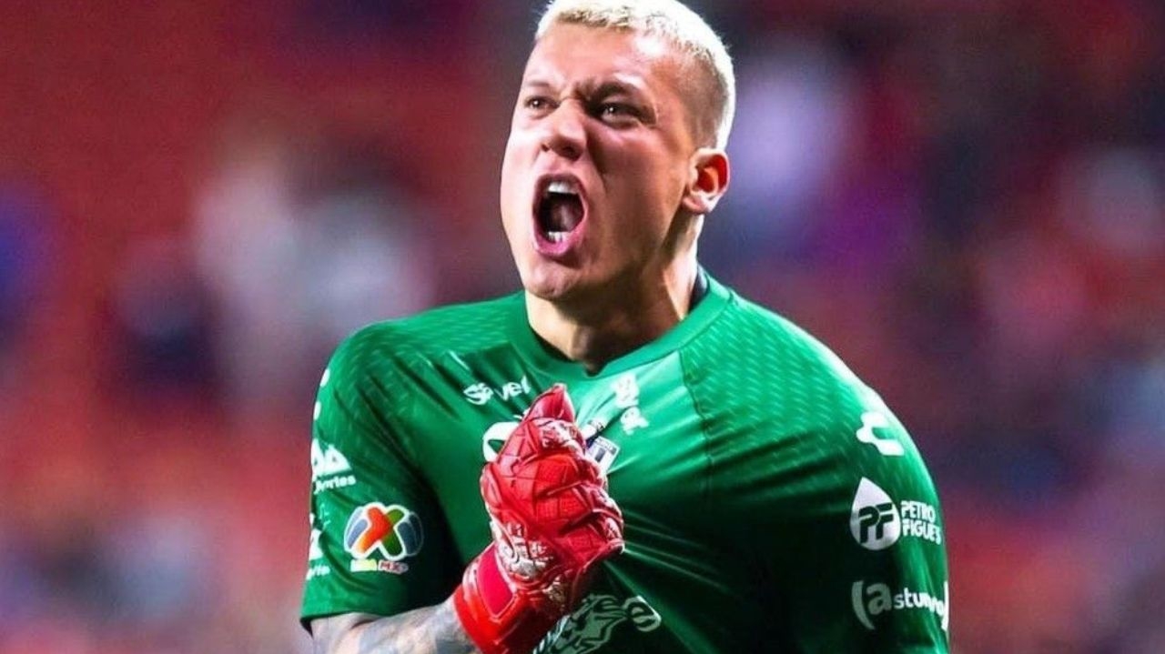 América-MG avança em negociações para contratar o goleiro Washington Aguerre