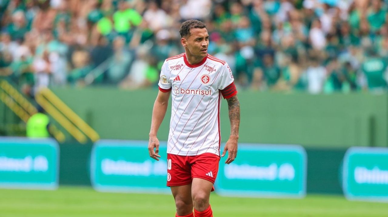 Internacional questiona arbitragem no jogo contra o Goiás e irá até CBF