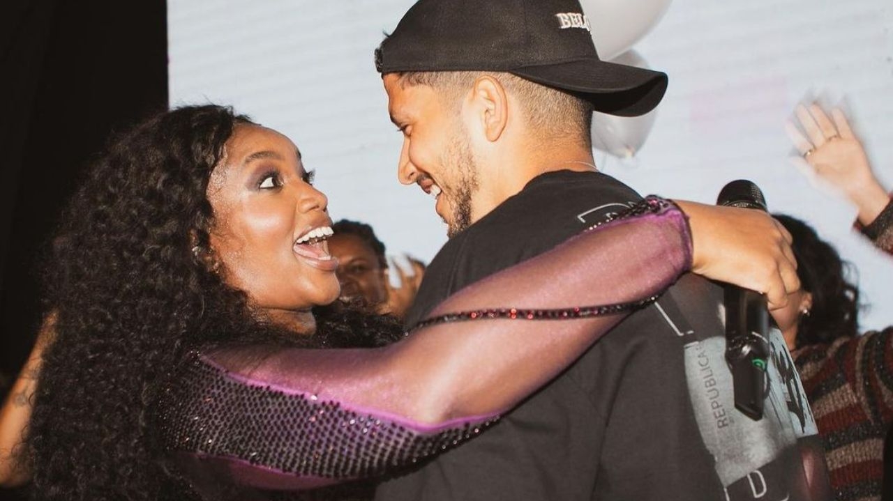 Namorado de IZA faz declaração em comemoração ao aniversário da cantora