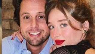 Carro de namorado de Duda Reis tem o pneu furado e eles passam por: ‘perrengue chique’