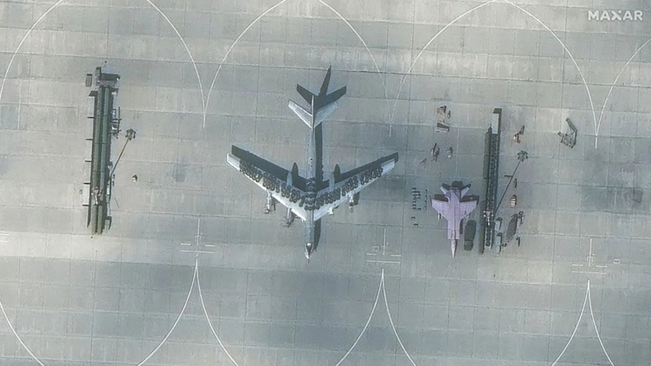 Rússia usa pneus de carro para proteger aeronaves
